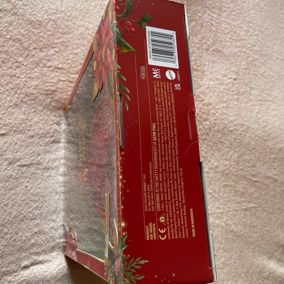 Barbie Signature 2022 Holiday Doll with Red Hair Christmas Series Mattel - Picture 6 of 6